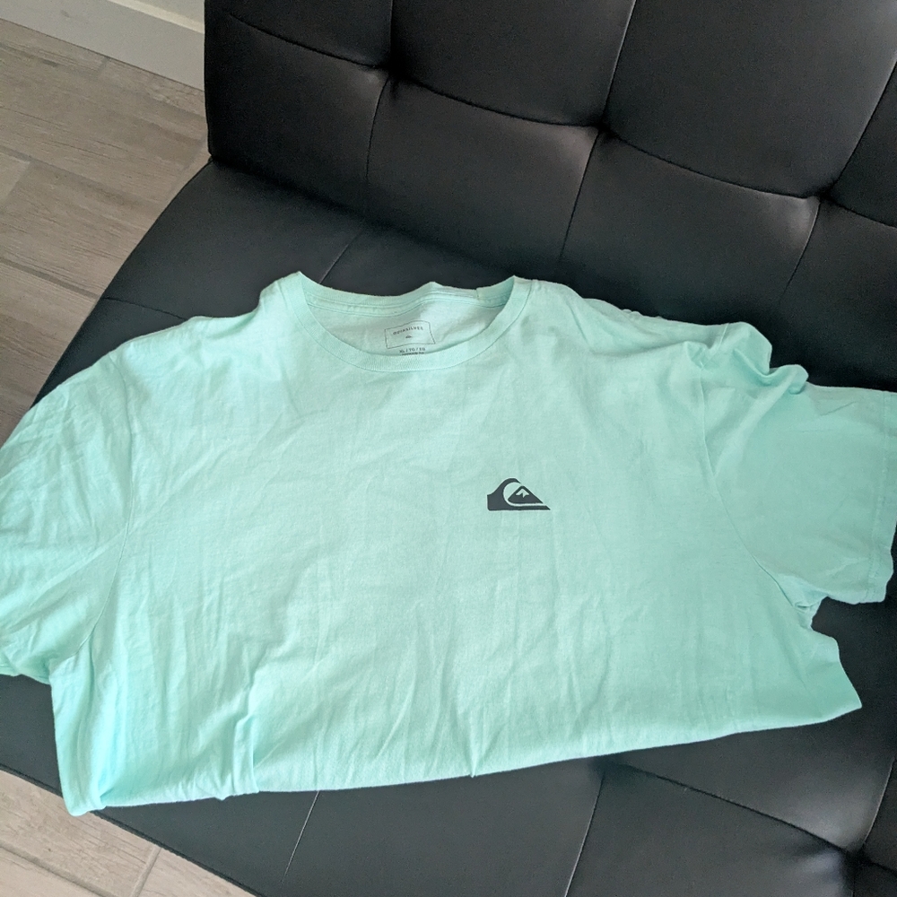 MEN'S QUICKSILVER T'SHIRT